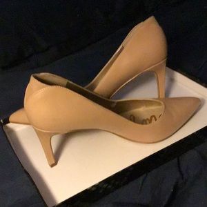 Sam Edelman pumps in Nude